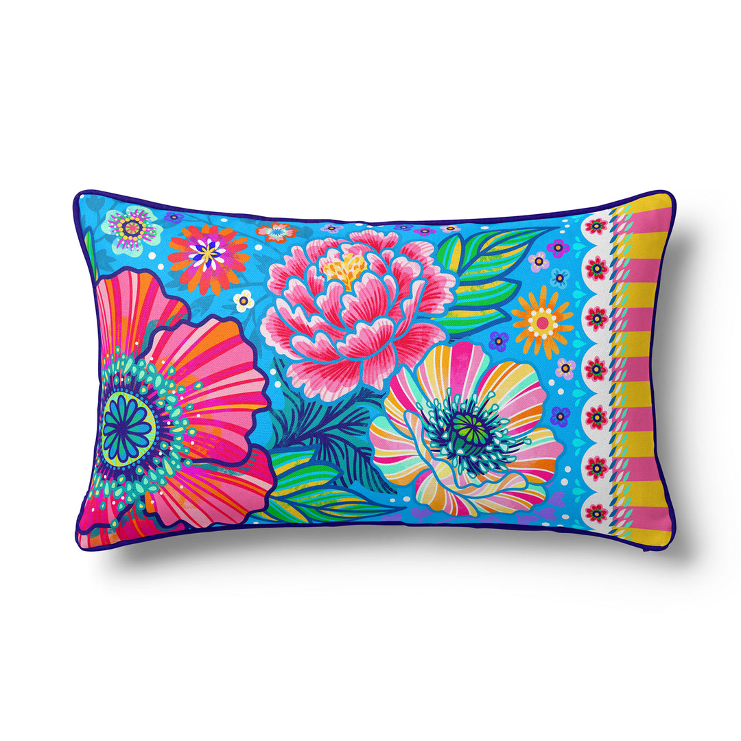 Lieblingskissen – Blumenzauber hellblau 60 cm x 30 cm