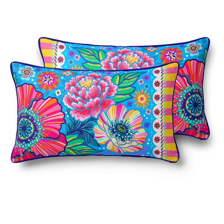 Lieblingskissen – Blumenzauber hellblau 60 cm x 30 cm