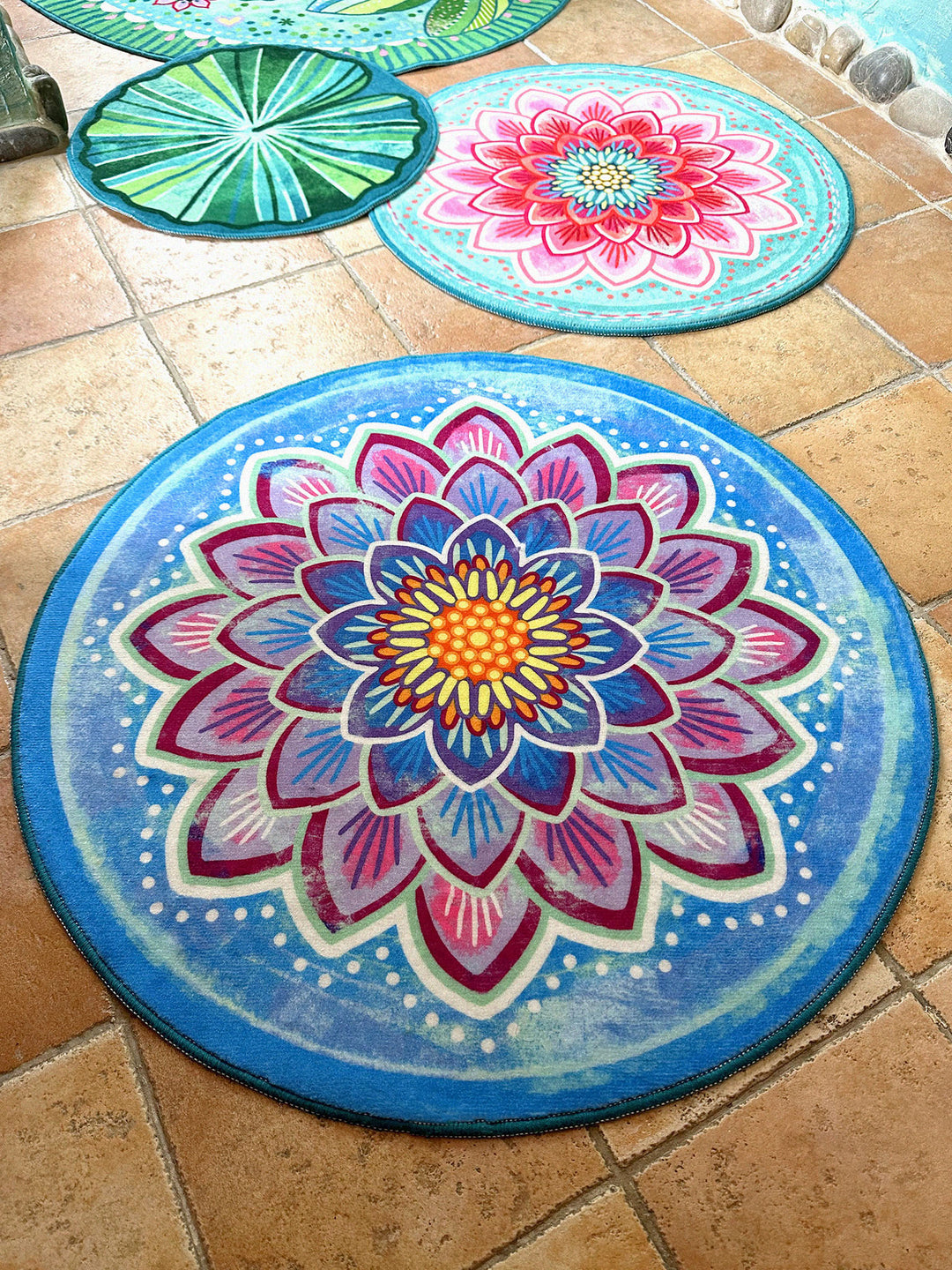 Teppich Rund - Seerosenblüte Hellblau