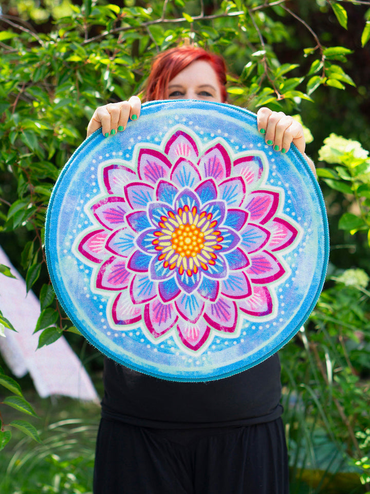 Teppich Rund - Seerosenblüte Hellblau